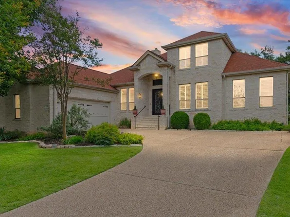 91 Duck Lake Dr, Lakeway, TX 78734