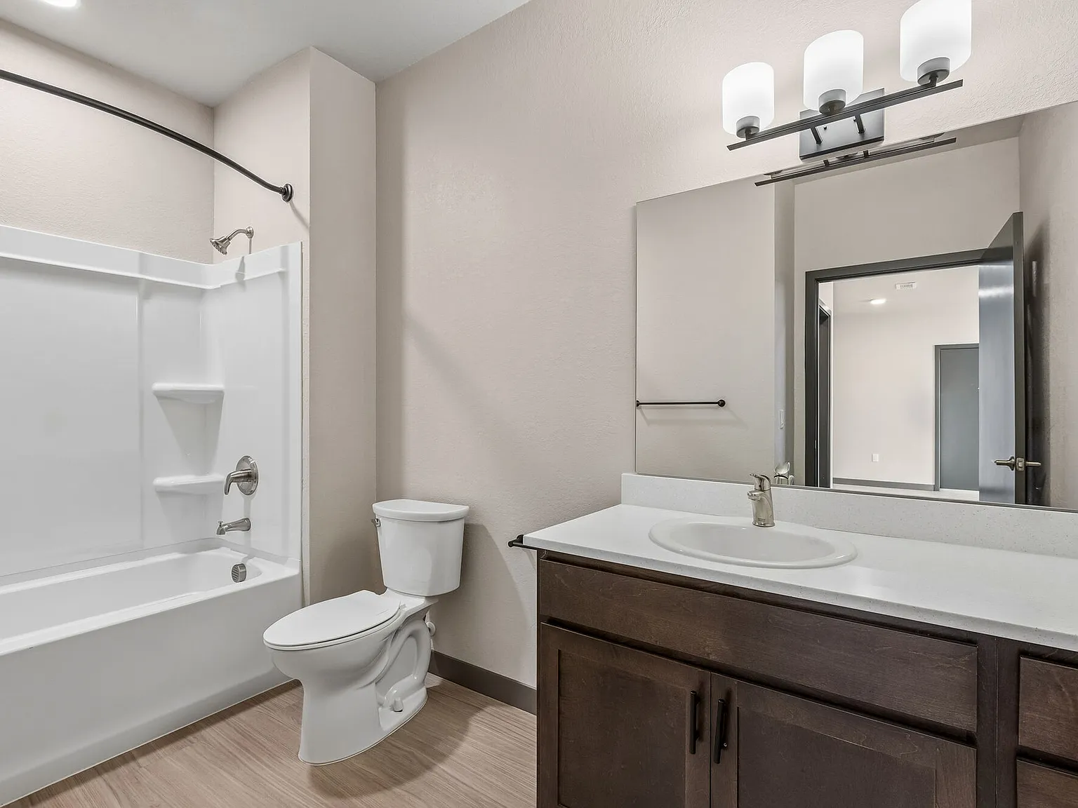 The Raven Townhome — Photo 4