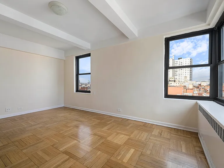 930 Grand Concourse #9J — Photo 6