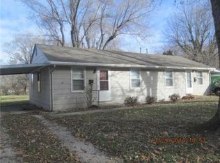 1108 Little Ave, Grandview, MO 64030