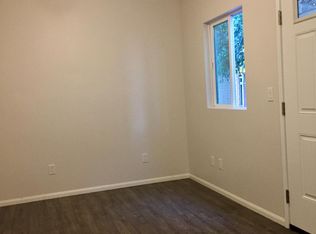 20320 Hartland St, Winnetka, CA 91306