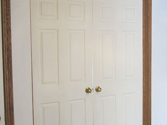 Entry to Formal Dining