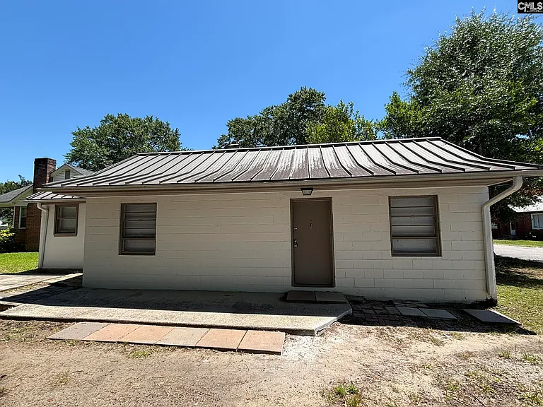 611 Oakland Ave — Photo 9
