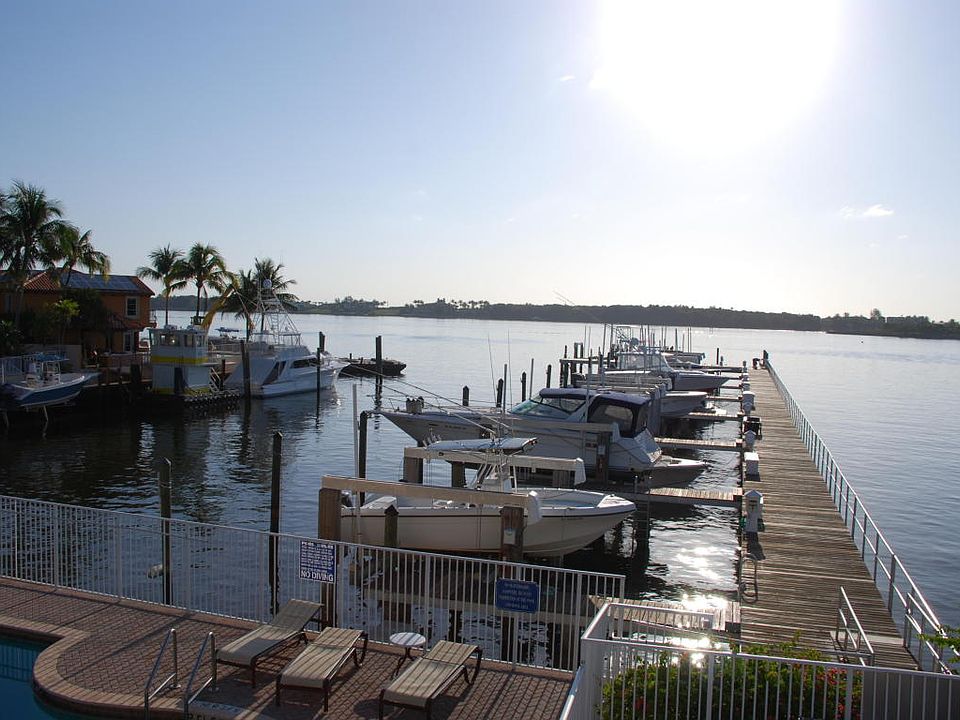 1st image of 136 Harbors Way #136