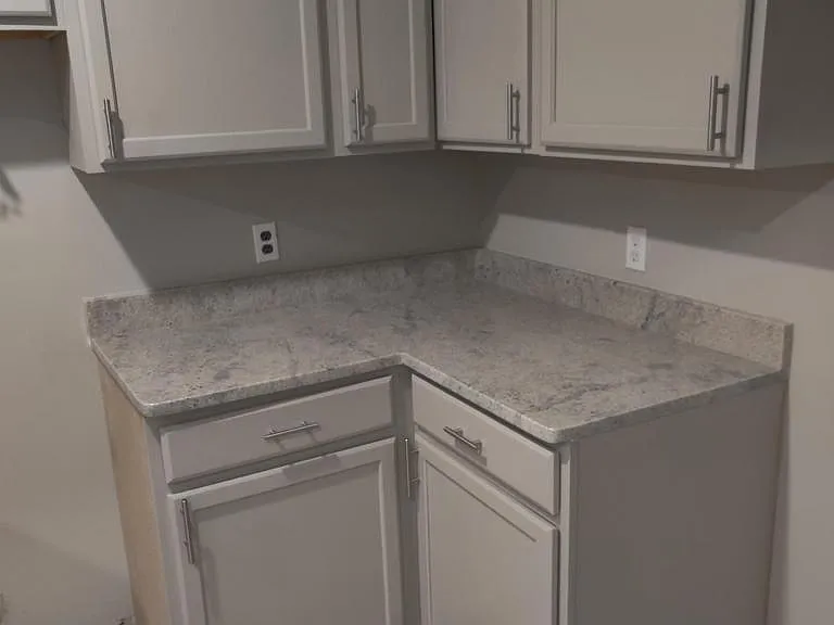 722 W Columbia Ave — Photo 3