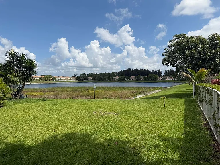 6355 Adriatic Way — Photo 29