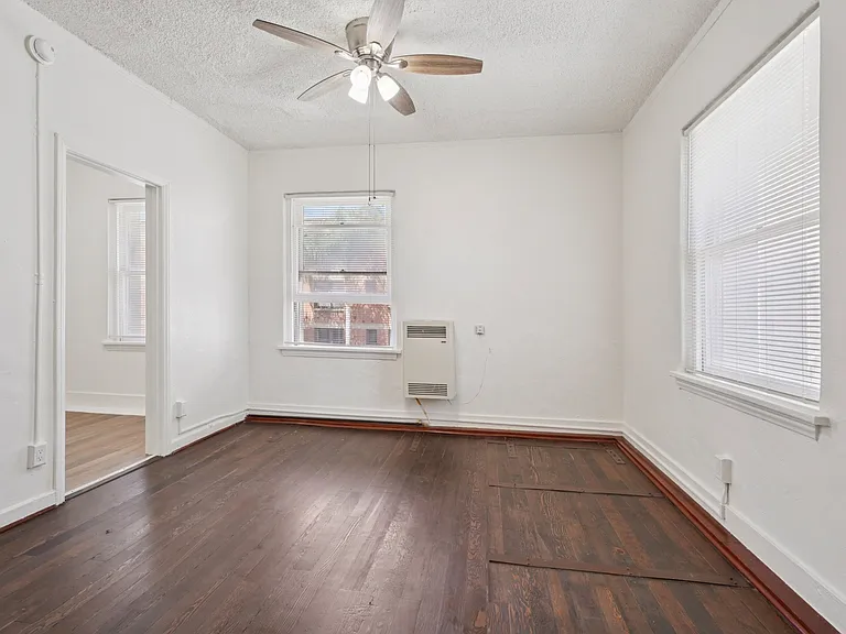 Wendover Apartments — Photo 7