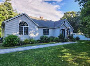 19 Mount View Dr, Clinton, MA 01510
