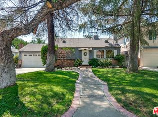 4216 W Jacaranda Ave, Burbank, CA 91505