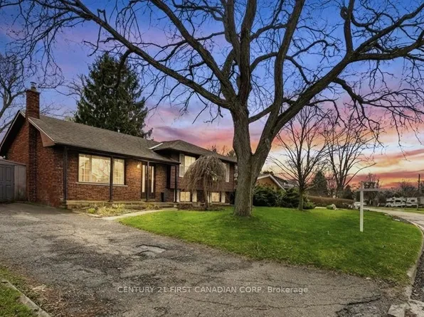 25 Glanworth Ave, Saint Thomas, ON N5R 1E5