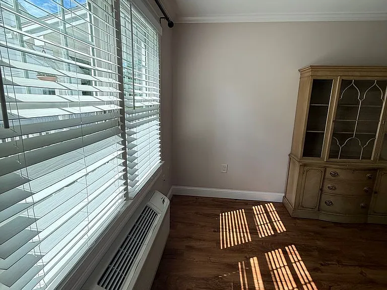 83 Curtis Ave #4 — Photo 20