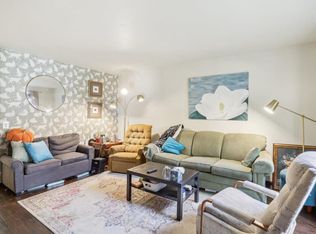 121 S Lakewood Gardens Ln, Madison, WI