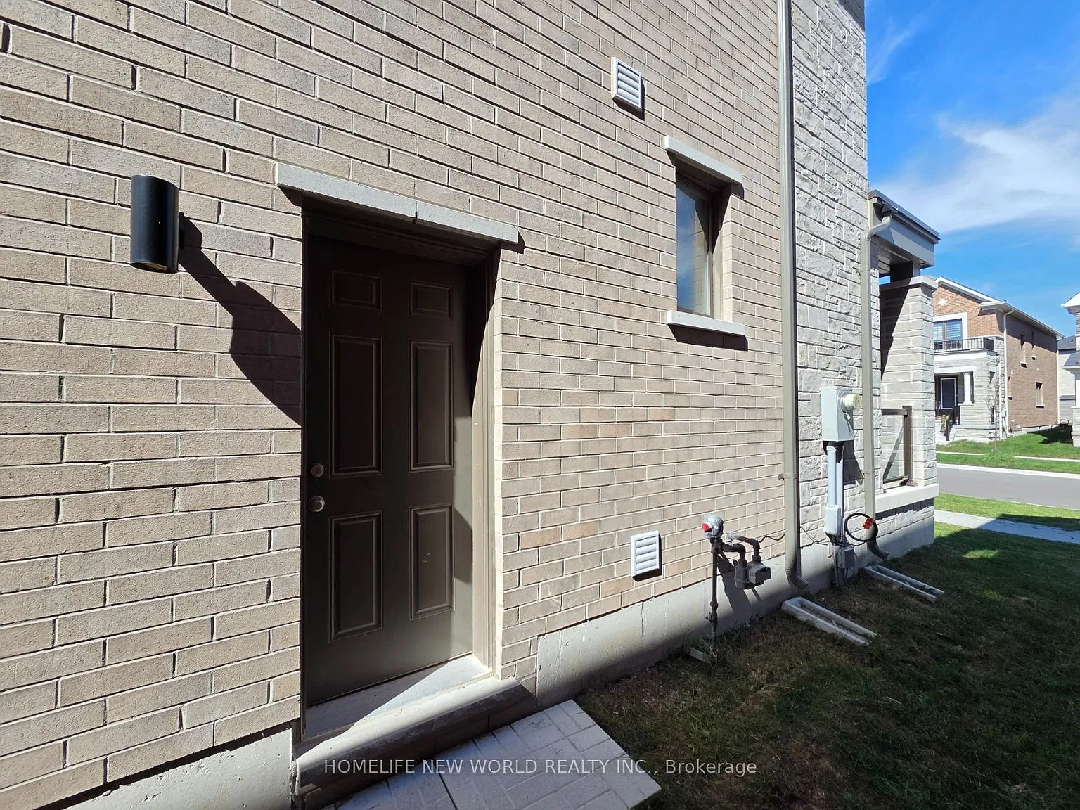 2 bed, $2,300 — Photo 3