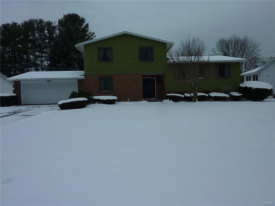 1st image of 207 Victoria Park Dr