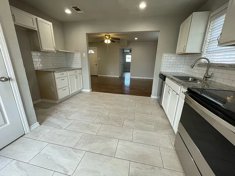 613 S Andrews Ave — Photo 9