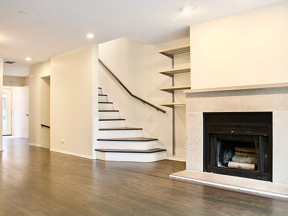 4th image of 641 W Willow St APT 140