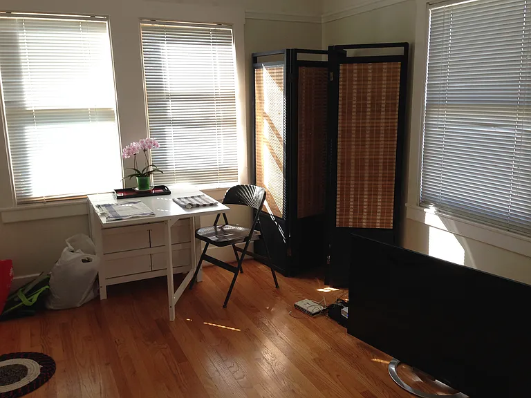 1034 Stanford Ave #2 — Photo 10