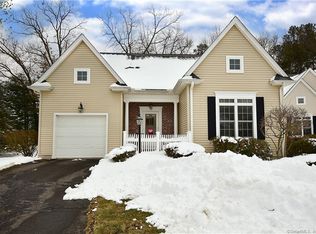 142 Turnberry Ln #142, Windsor, CT 06095