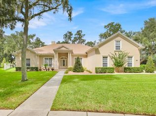6615 Crescent Lake Dr, Lakeland, FL 33813