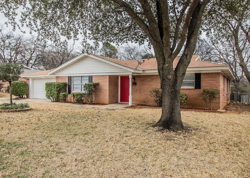 1st image of 811 Royce Dr