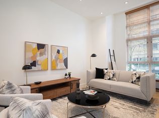 1425 Alberni St #23, Vancouver, BC V6G 3K6