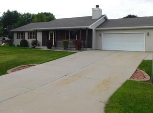 5137 Deerhaven Ln, Sheboygan, WI 53083