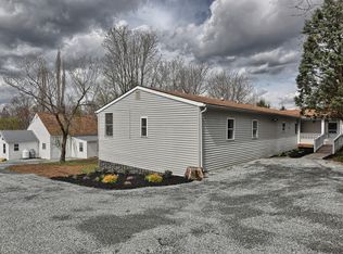 121 House Rock Rd, Pequea, PA 17565