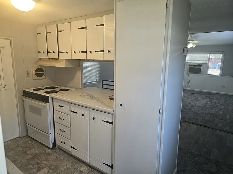 410 Ross Ave #410 — Photo 6