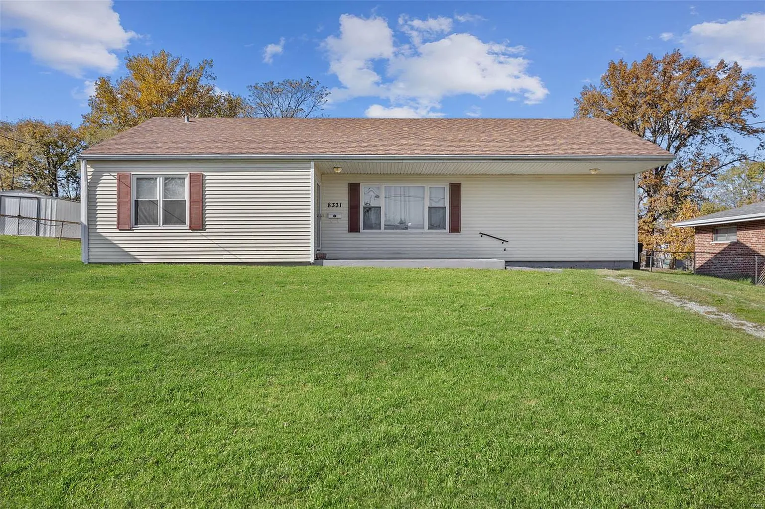 8331 Acorn Ave photo 1