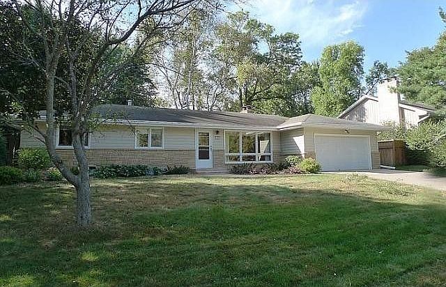 1st image of 1686 Lydia Ave W