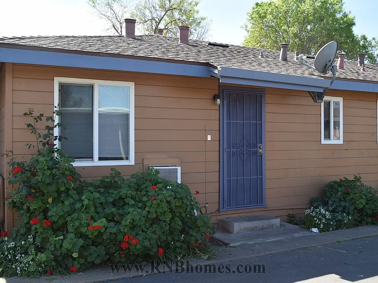 2011 Bell Ave #B — Photo 7