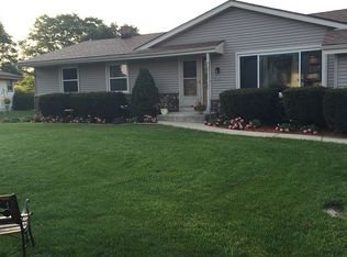 N106W15671 Creek Ter, Germantown, WI 53022