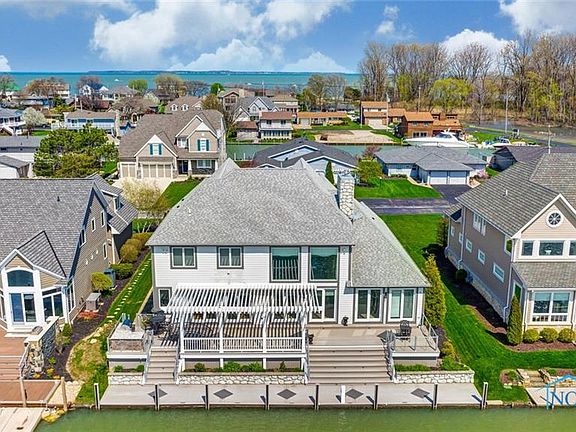 2nd image of 2846 N Coho Dr