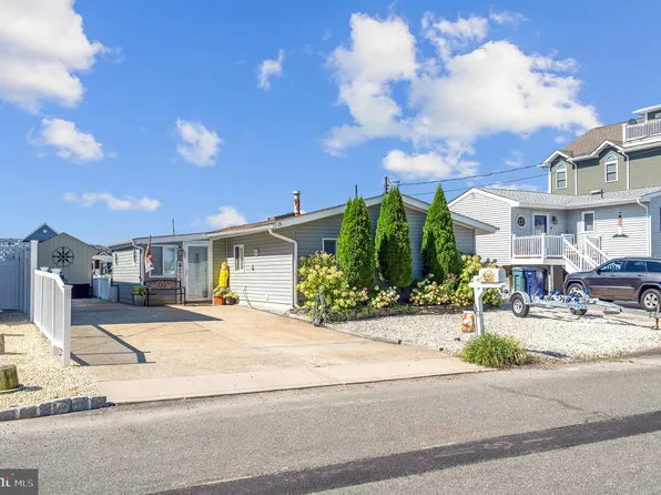 19 W Navasink Dr, Little Egg Harbor, NJ 08087