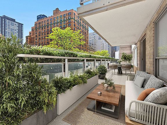 2nd image of 150 E 69th St APT 2R