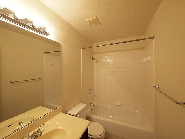 3812 Tiger Dr — Photo 15