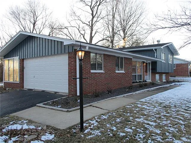 58 Briarwood Dr photo 1
