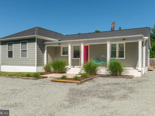 2944 Random Rd, Falls Church, VA 22042