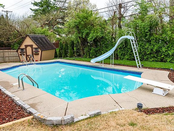 2nd image of 4741 Shady Hill Ln