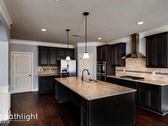 2nd image of 244 Fannin Ln