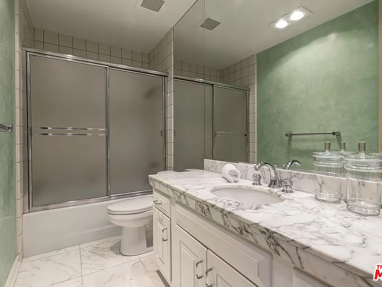 300 N Swall Dr #457 — Photo 20