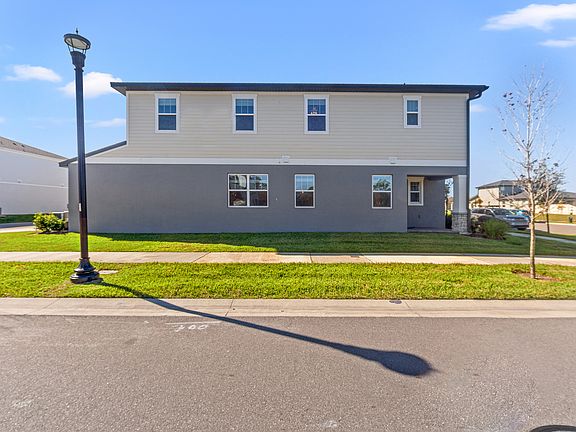 3rd image of 3838 Knotty Pine St