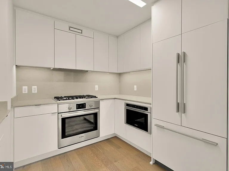 37 L St SE #507 — Photo 18