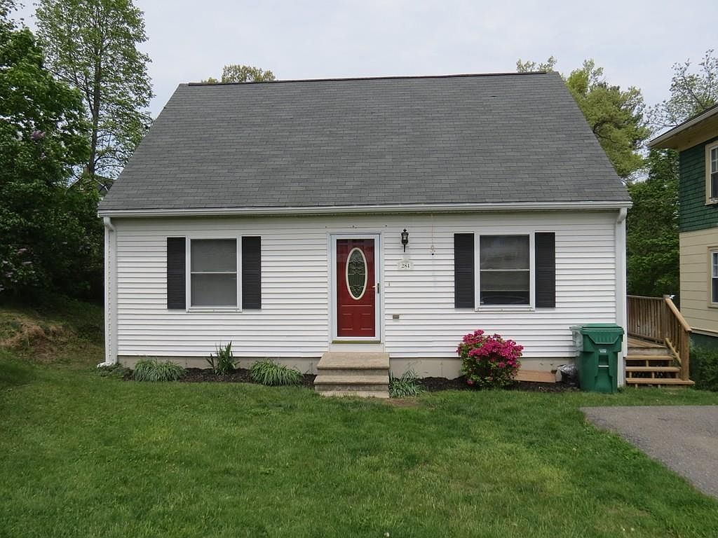 284 Water St, Clinton, MA 01510 Zillow