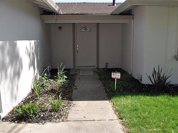 2nd image of 6233 Carl Sandburg Cir