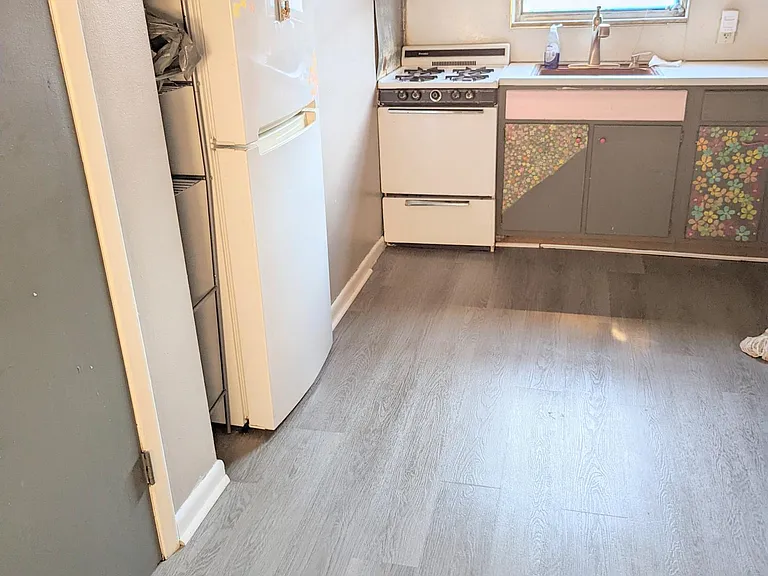 1613 Snyder Ave #2 — Photo 5
