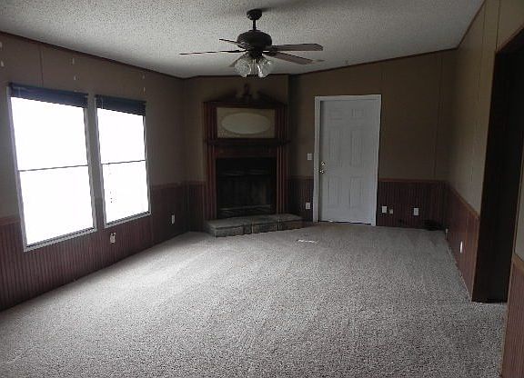 Additional Living Room