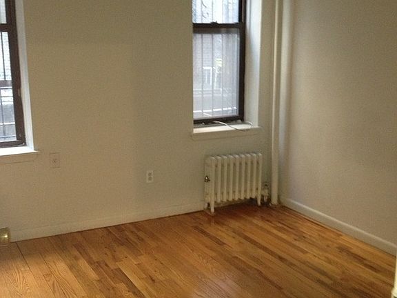 3rd image of 229 E 84th St APT E