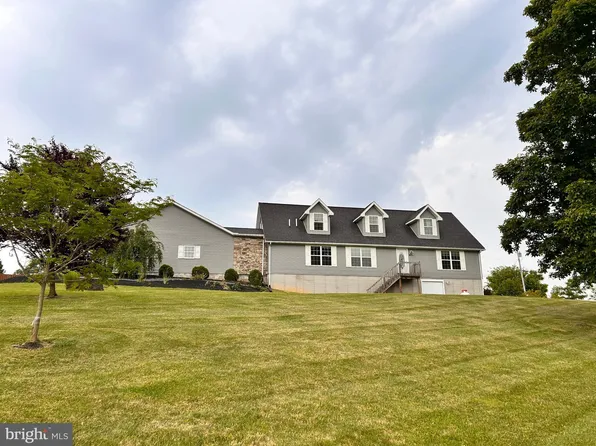 104 Fox Tail Ln, Bellefonte, PA 16823