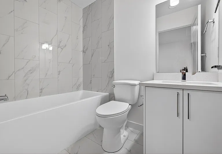 30 Renwyck Pl #BASEMENT — Photo 11